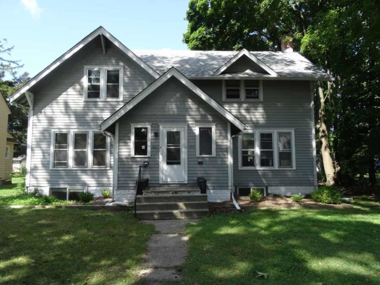 421 Charles St, East Lansing GREAT LOCATION and BACK YARD SRP Management