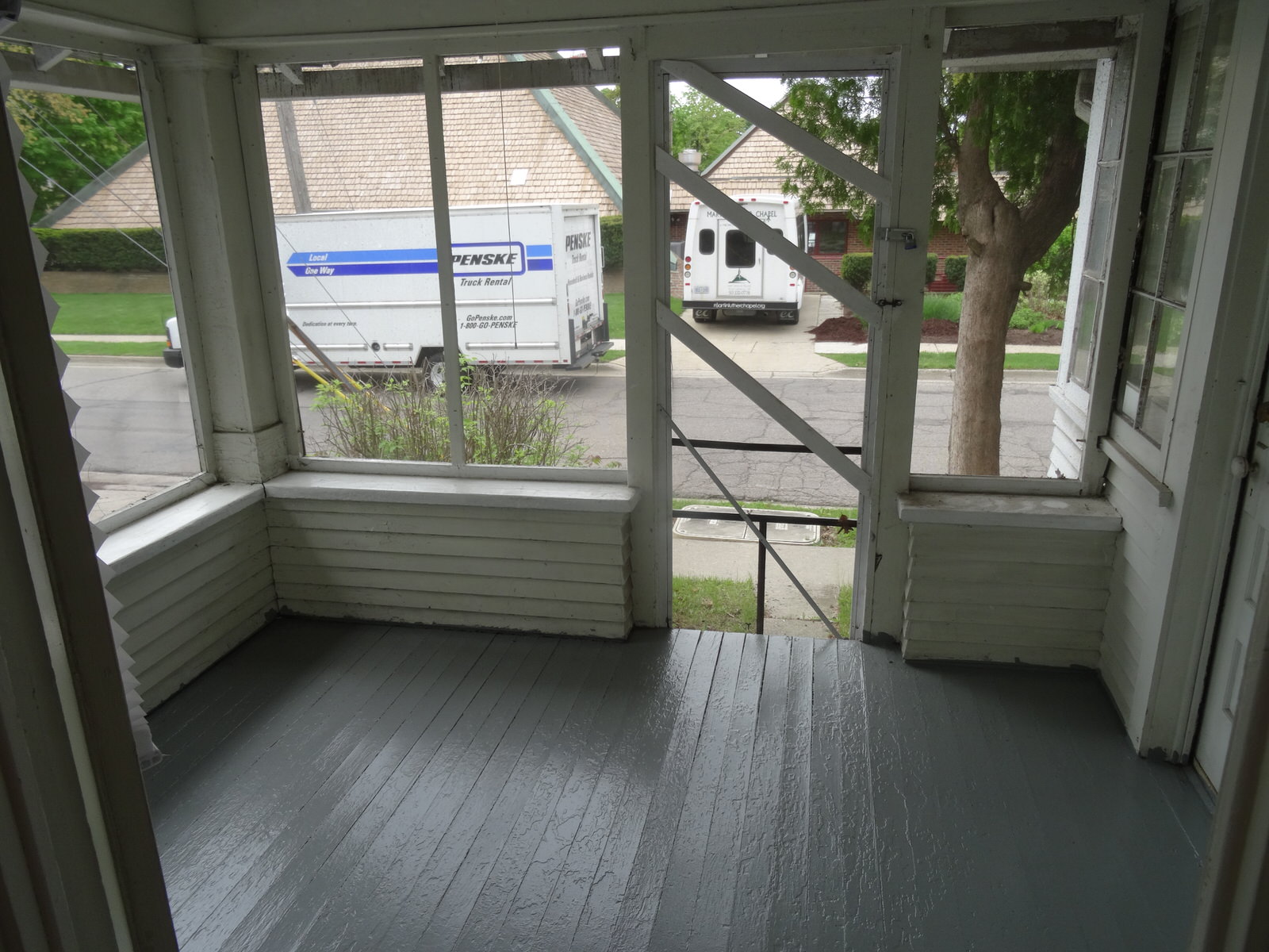 504 Abbot Rd, East Lansing Great downtown location, Beautiful Large LR