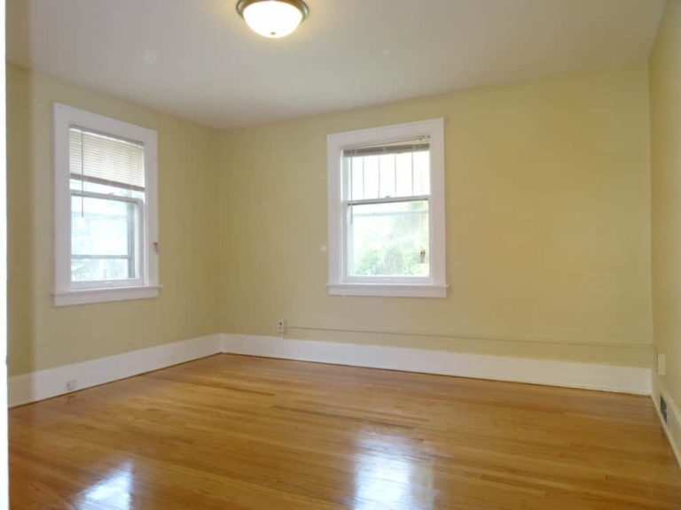 542 Ann St, East Lansing Rental SUPER HOUSE CLOSE TO DOWNTOWN SRP